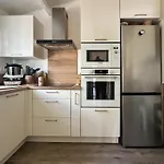 3 Chambres, 7 Pers., Terrasse, Parking, La Palmyre - Fr-1-705-63 Ferienhaus Les Mathes