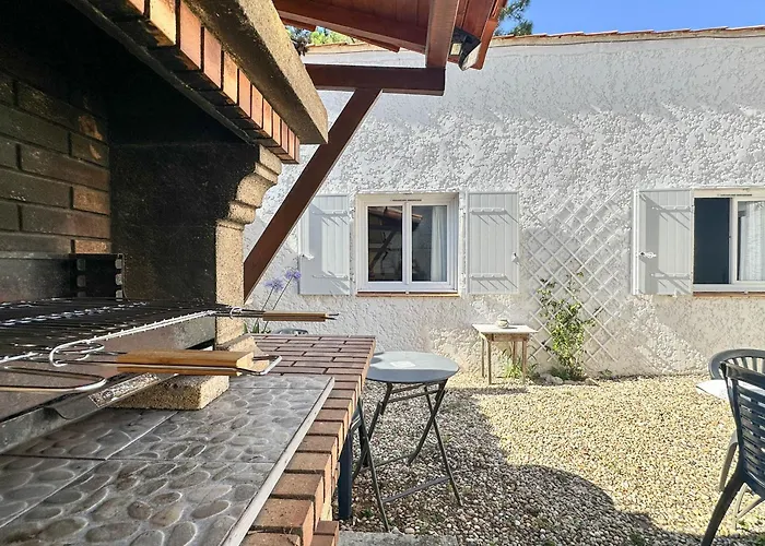 3 Chambres, 7 Pers., Terrasse, Parking, La Palmyre - Fr-1-705-63 *