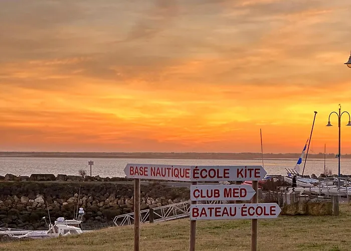 3 Chambres, 7 Pers., Terrasse, Parking, La Palmyre - Fr-1-705-63 * Les Mathes